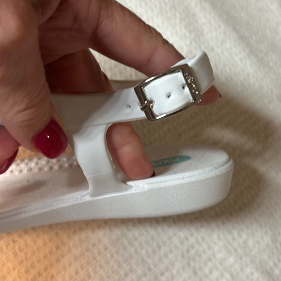 Sandals - Picture 4 of 5